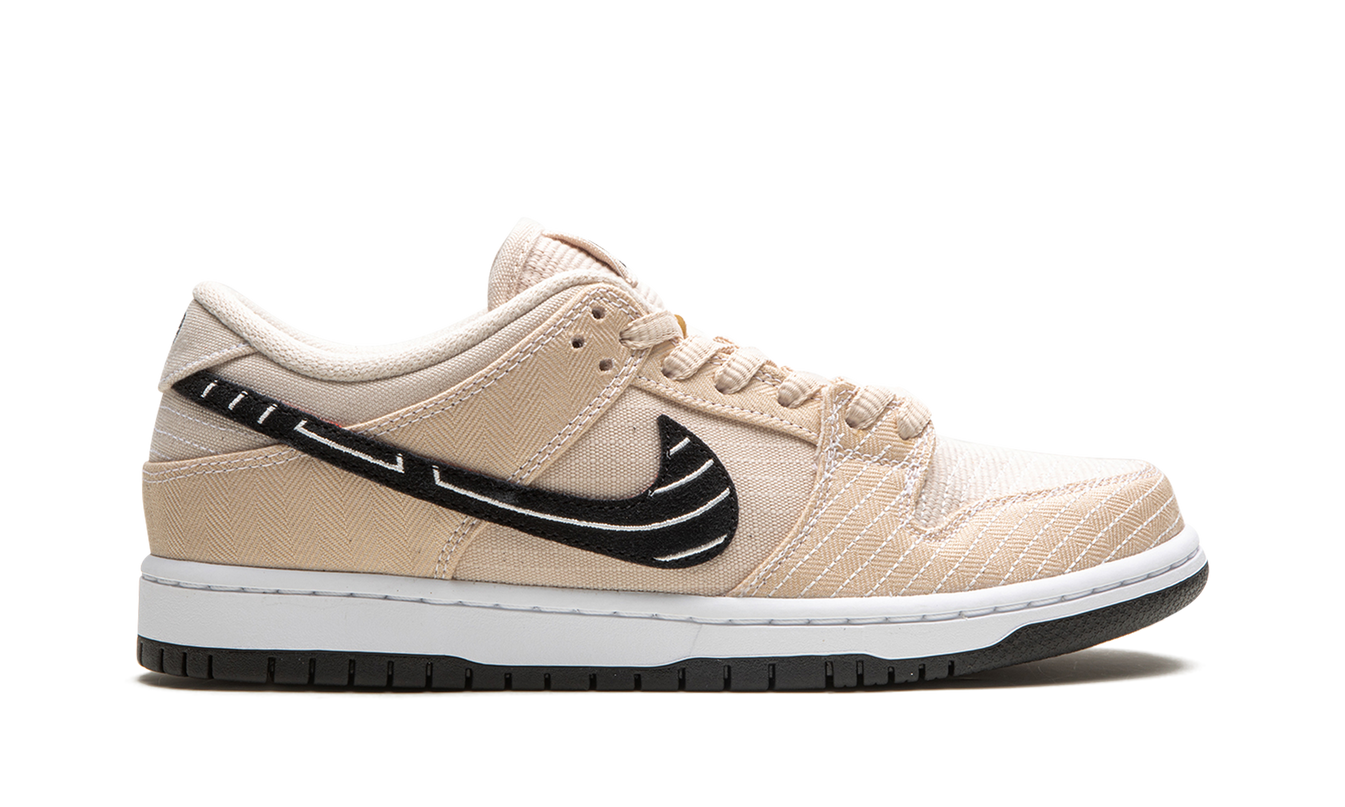 Nike Dunk SB Low "Albino & Preto - Jiu Jitsu"