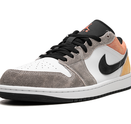 Air Jordan 1 Low SE "Flight Club"