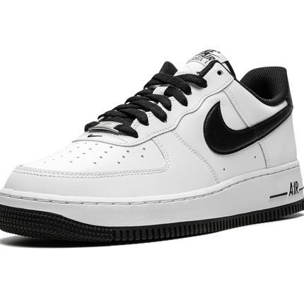 Nike Air Force 1 '07 "White / Black"