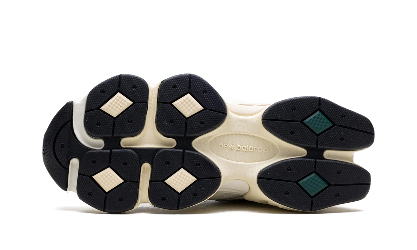 New Balance 9060 "Sea Salt Yellow"