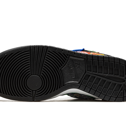 Nike Dunk SB Low "Neckface"