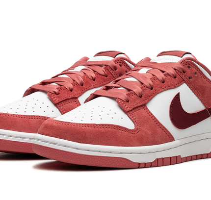 Nike Dunk Low WMNS "Valentine's Day"