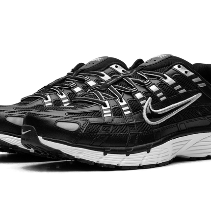 Nike P-6000 „Schwarz Weiß Metallic Silber“
