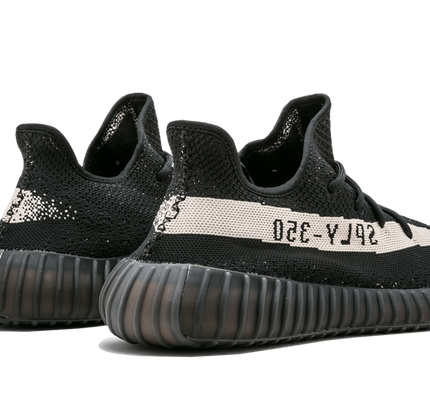 Yeezy Boost 350 V2 "Oreo"