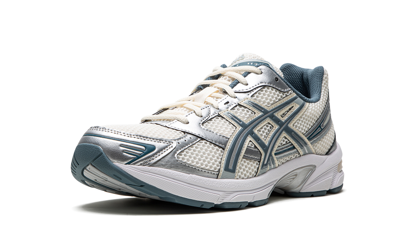 Gel-1130 „Creme / Ironclad“