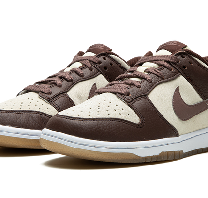 Nike Dunk Low WMNS "Plum / Coconut Milk"