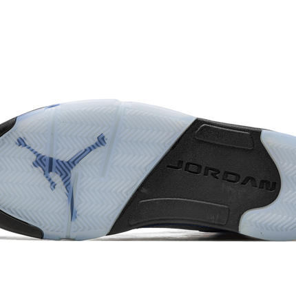 Air Jordan 5 Retro SE "UNC"