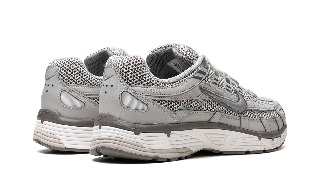 Nike P-6000 "Leichtes Eisenerz"