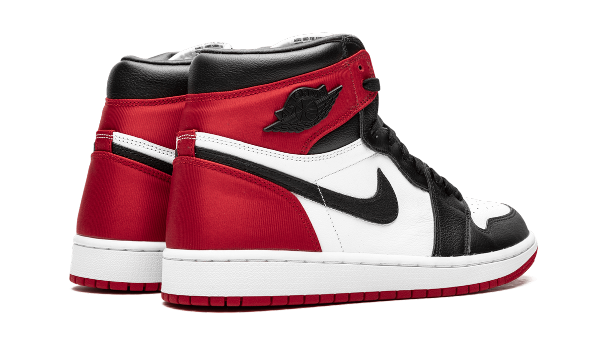 Air Jordan 1 HIGH OG WMNS "Satin Black Toe"