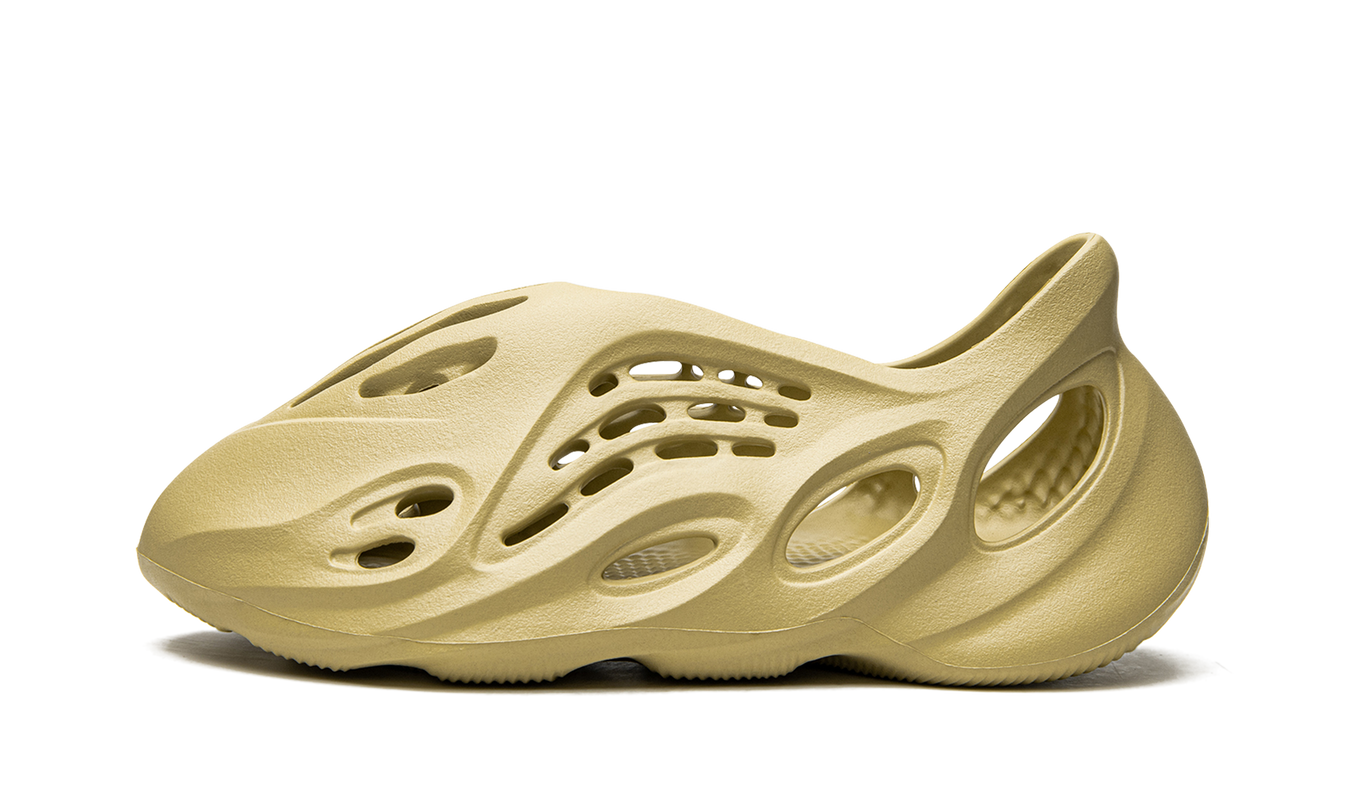Yeezy Foam Runner "Sulfur"