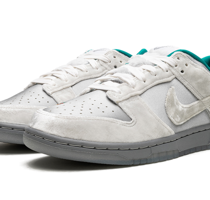 Nike Dunk Low WMNS "Ice"