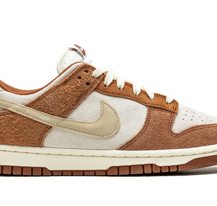 Nike Dunk Low PRM "Medium Curry"