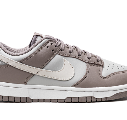 Nike Dunk Low WMNS "Moon Fossil"