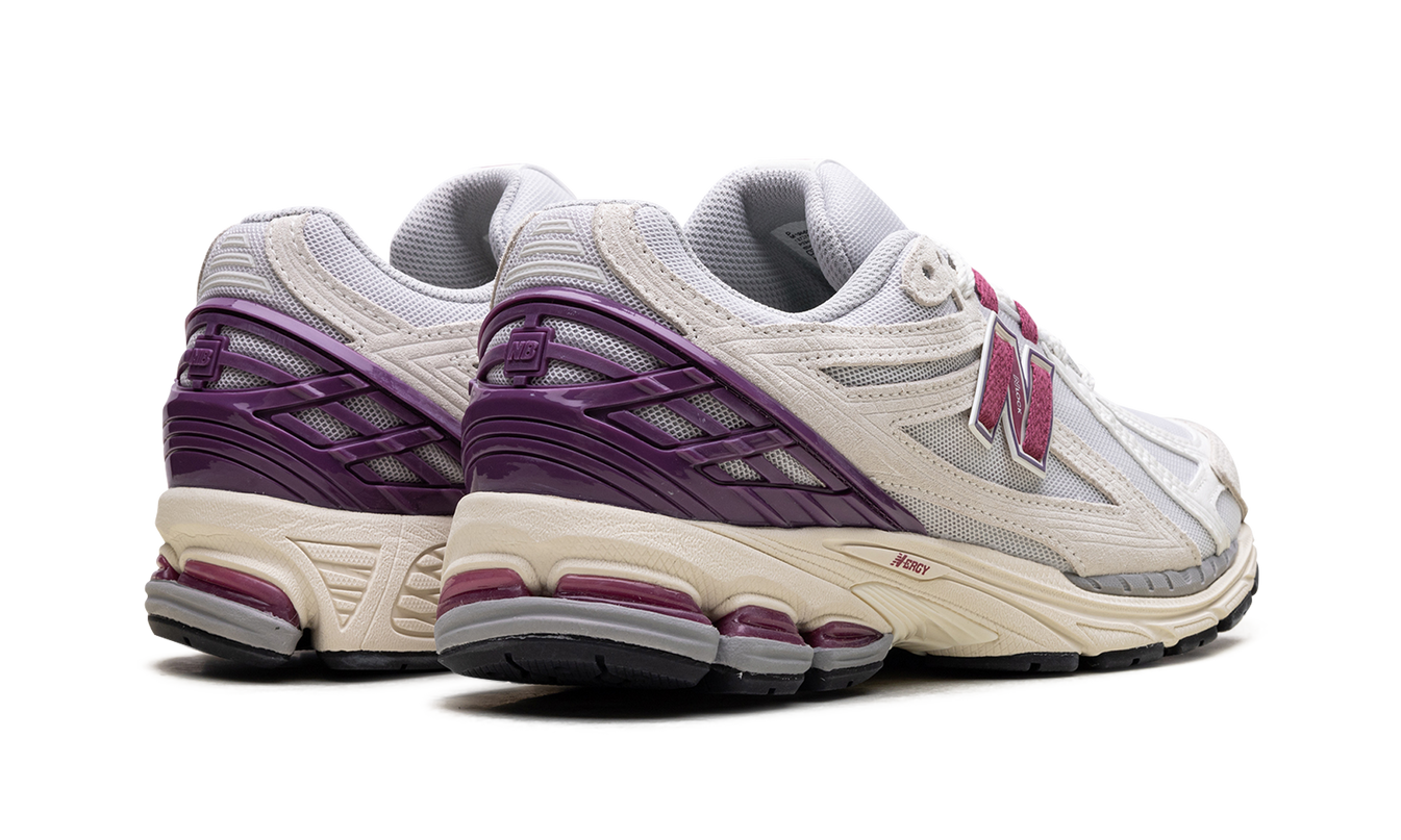 New Balance 1906R „Meeressalz, strahlendes Lila“