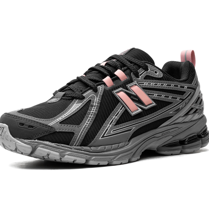 New Balance 1906R "Schwarz / Pink"