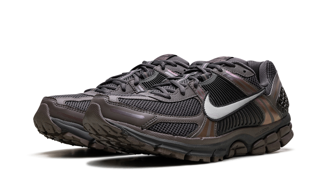 Zoom Vomero 5 "Cave Stone"