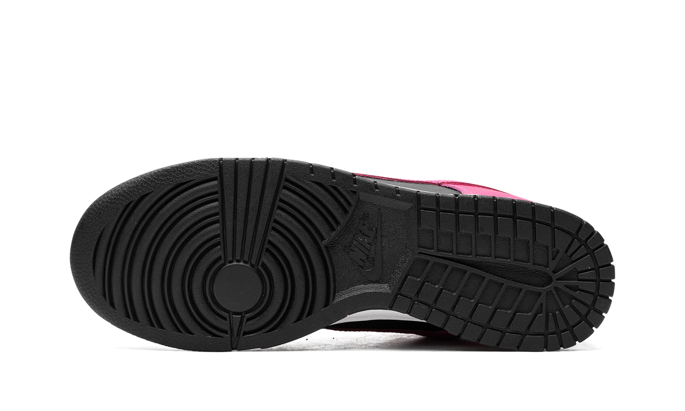 Nike Dunk Low WMNS "Fierce Pink/Black"