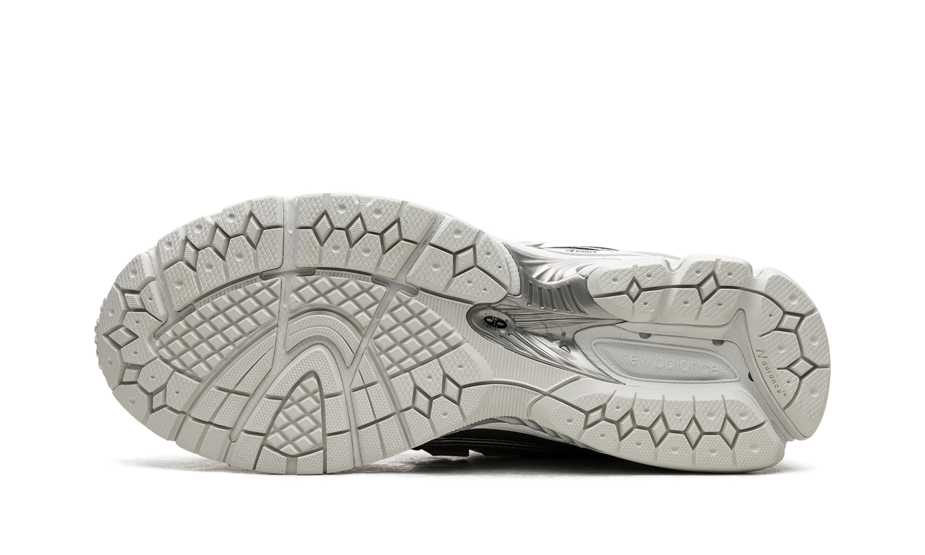New Balance 1906R "Silver Surfer"