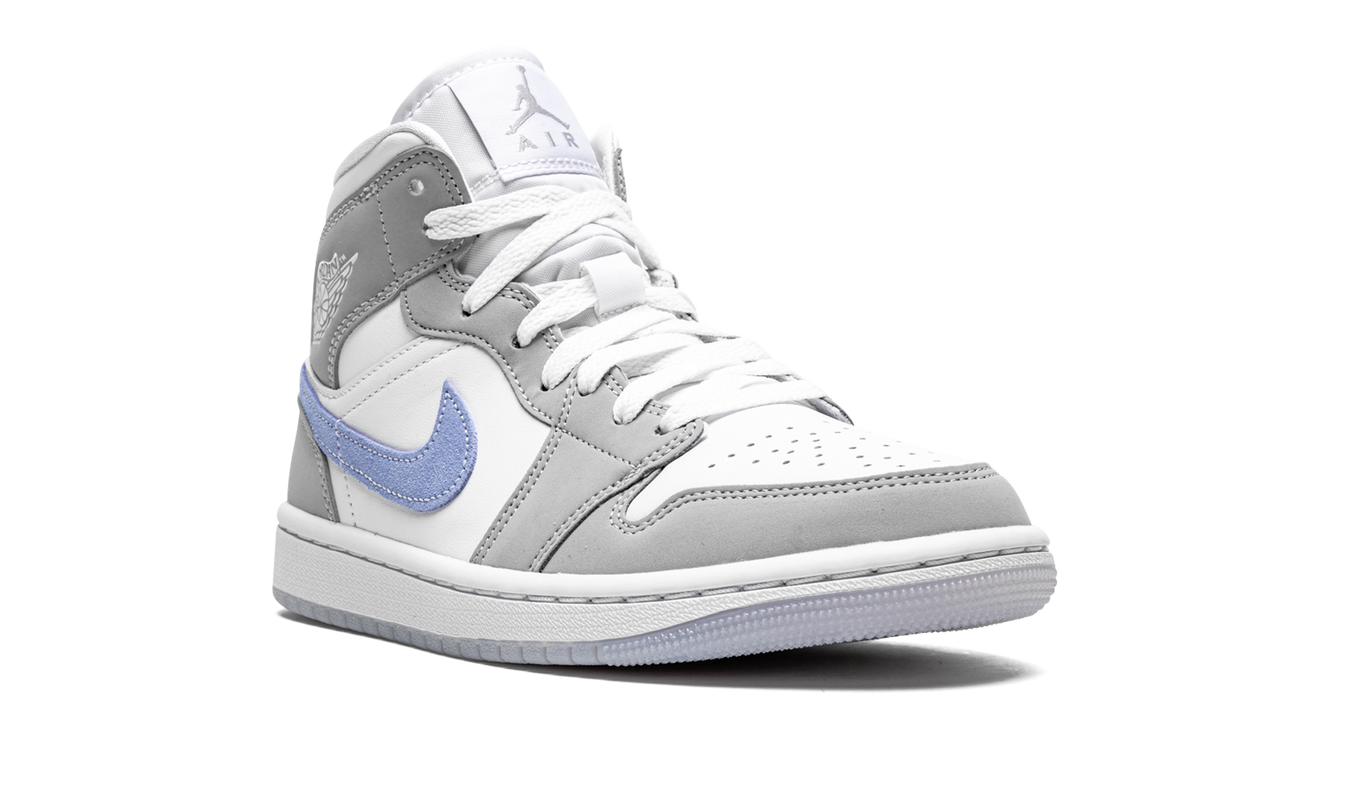 Air Jordan 1 MID WMNS "Grey Blue Aluminium Wolf"