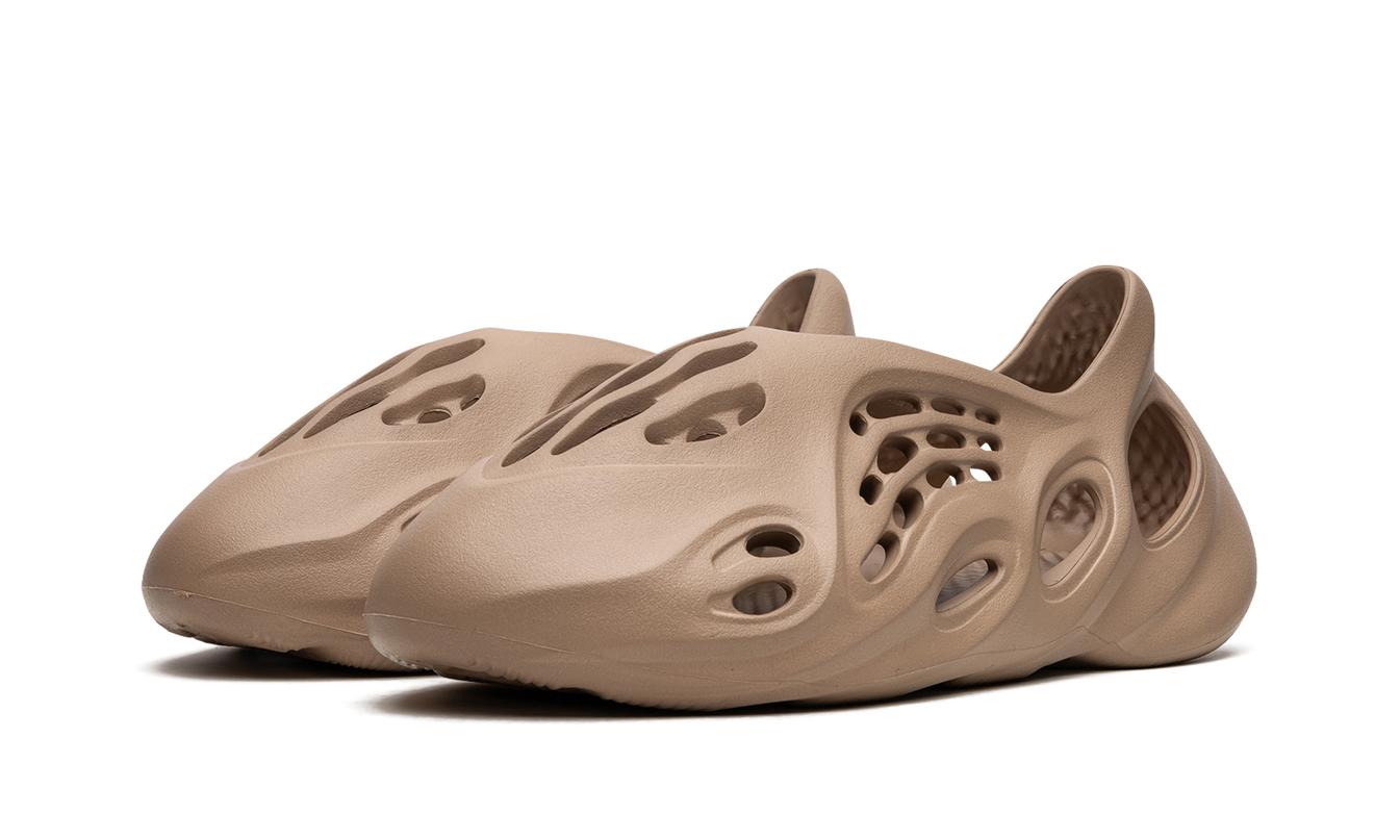 Yeezy Foam Runner "Clay Taupe"