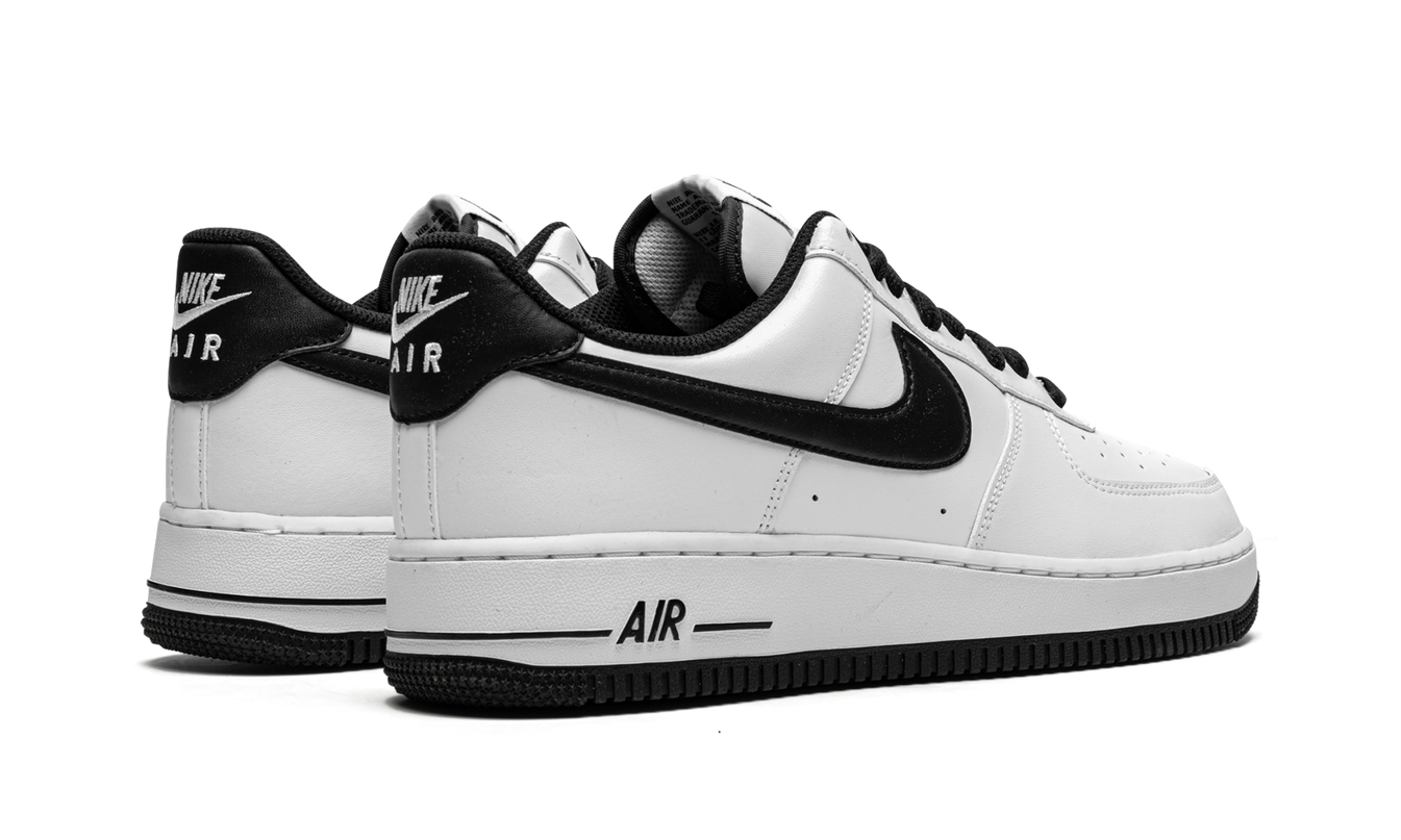 Nike Air Force 1 '07 "White / Black"