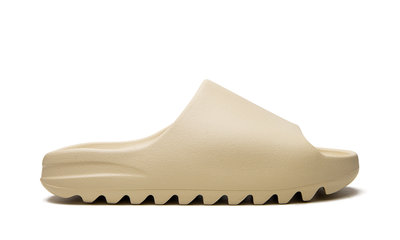 Yeezy Slide "Bone 2022"