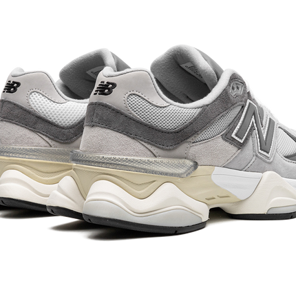 New Balance 9060 "Grau"