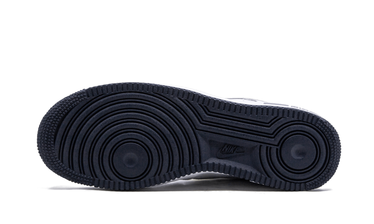 Nike Air Force 1 '07