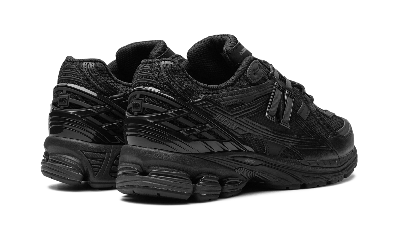 New Balance 1906 "Tripple Black"