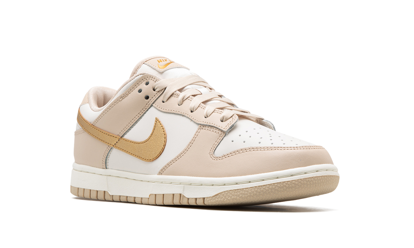 Nike Dunk Low WMNS "Phantom Metallic Gold"