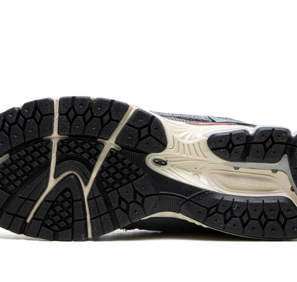 New Balance 1906R "Protection Pack - Grau"