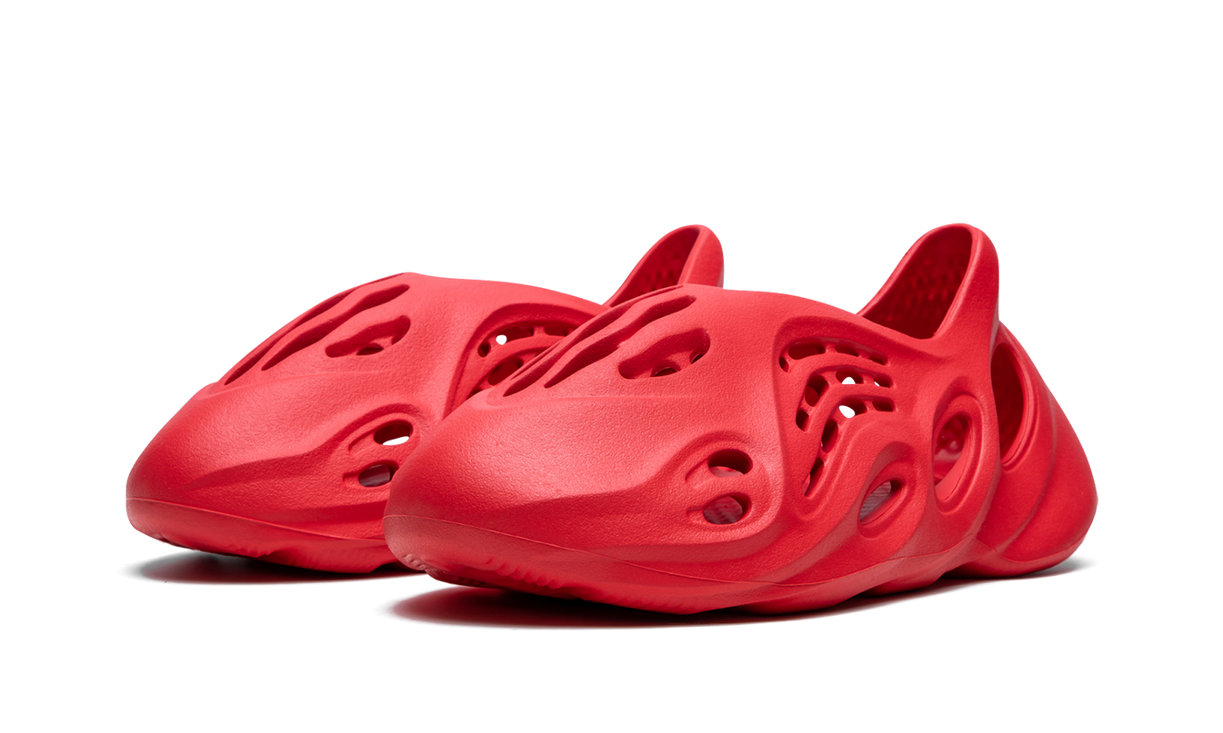 Yeezy Foam Runner „Vermillion“