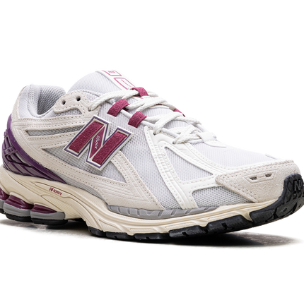 New Balance 1906R „Meeressalz, strahlendes Lila“