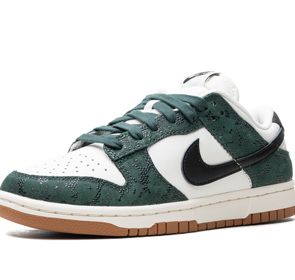Nike Dunk Low WMNS "Green Snake"