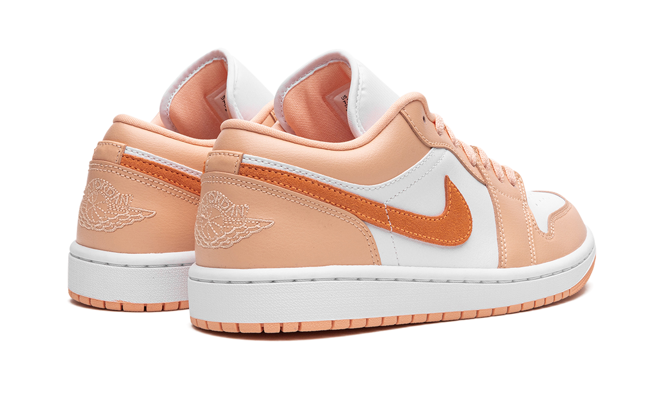 Air Jordan 1 LOW WMNS "Sunset Haze"