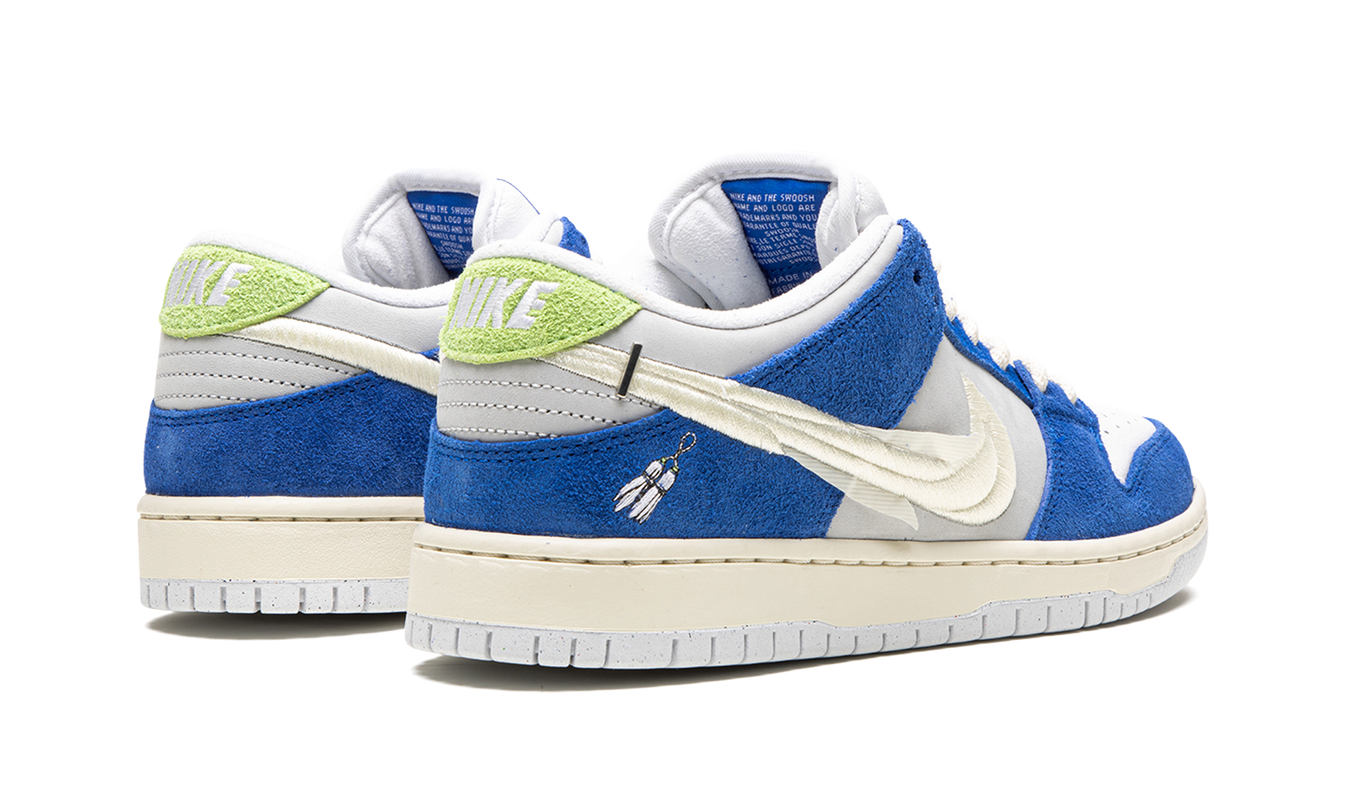 Nike Dunk SB Low "Fly Streetwear - Gardenia"