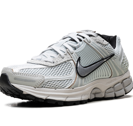 Nike Zoom Vomero 5 WMNS "Light Silver Chrome"