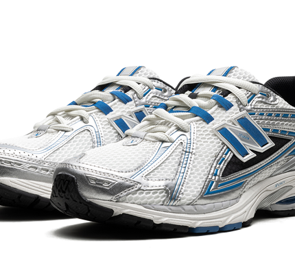 New Balance 1906R "SILVER METALLIC"