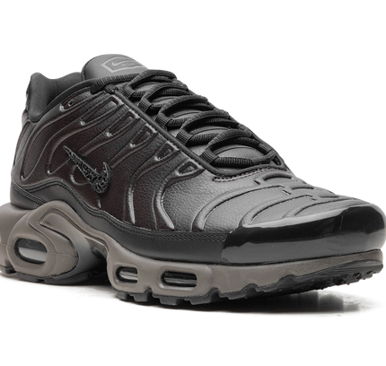 Air Max Plus „Schwarzer Tee / Petra Braun“ „Schwarzer Tee / Petra Braun“