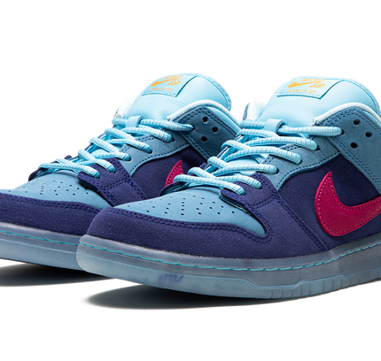Nike Dunk SB Low "Run The Jewels"