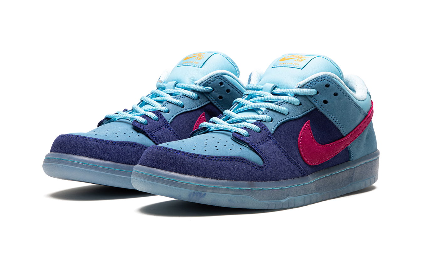 Nike Dunk SB Low "Run The Jewels"