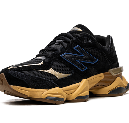 New Balance 9060 "Schwarz Royal Gum"
