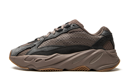 Yeezy Boost 700 V2 „Mauve“