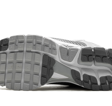 Nike Zoom Vomero 5 "Cool Grey"