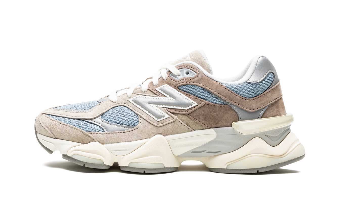 New Balance 9060 „Meersalz/Blau“