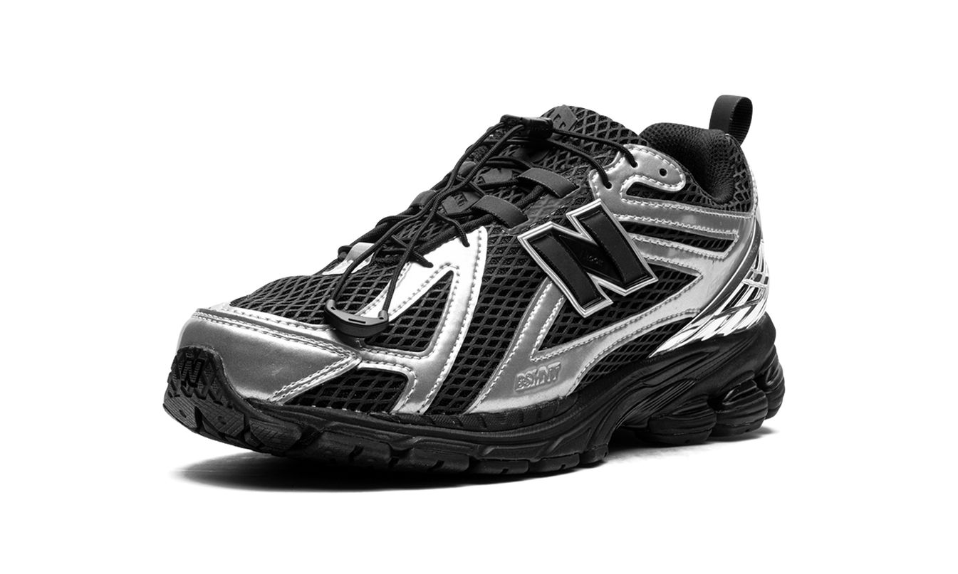 New Balance 1906R "The Basement Black Silver"