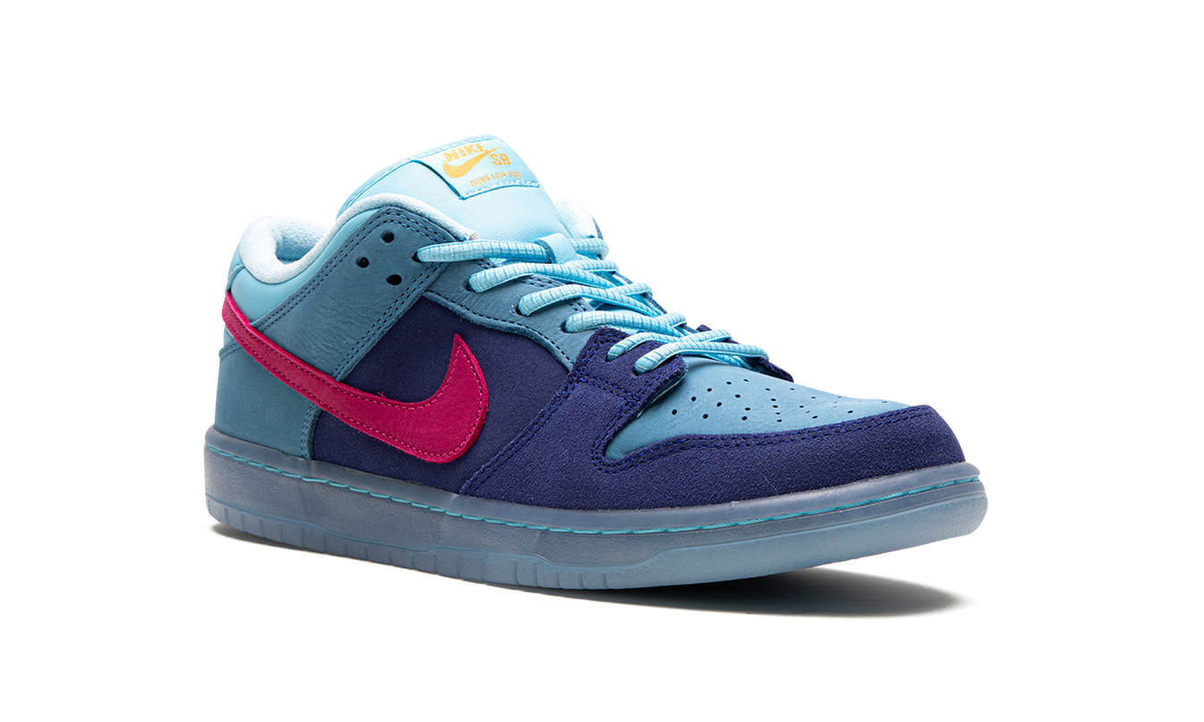 Nike Dunk SB Low "Run The Jewels"