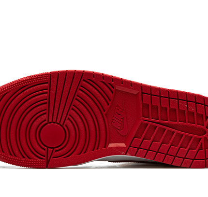 Air Jordan 1 MID WMNS "Alternate Bred Toe"