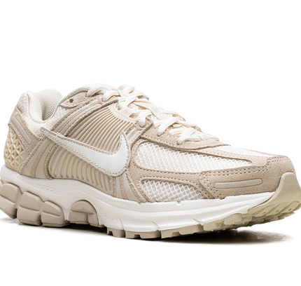 Nike Zoom Vomero 5 WMNS "Beach Light Khaki"