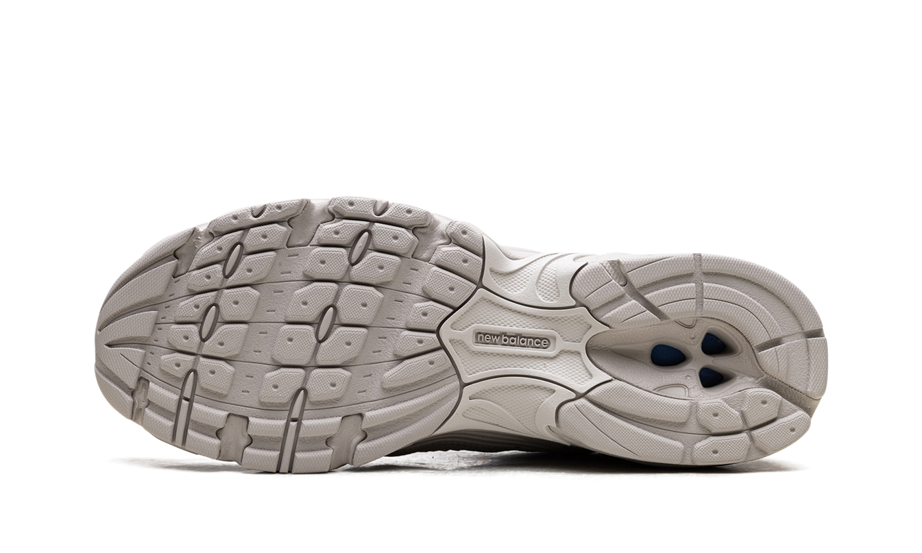 New Balance 530 "Moonrock Moonbeam"